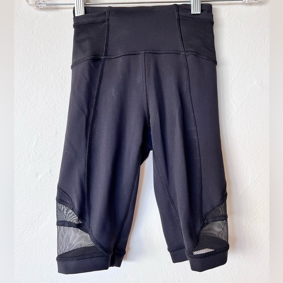 Lululemon black Biker shorts long with mesh - the Forget The Sweat Short - Picture 5 of 7